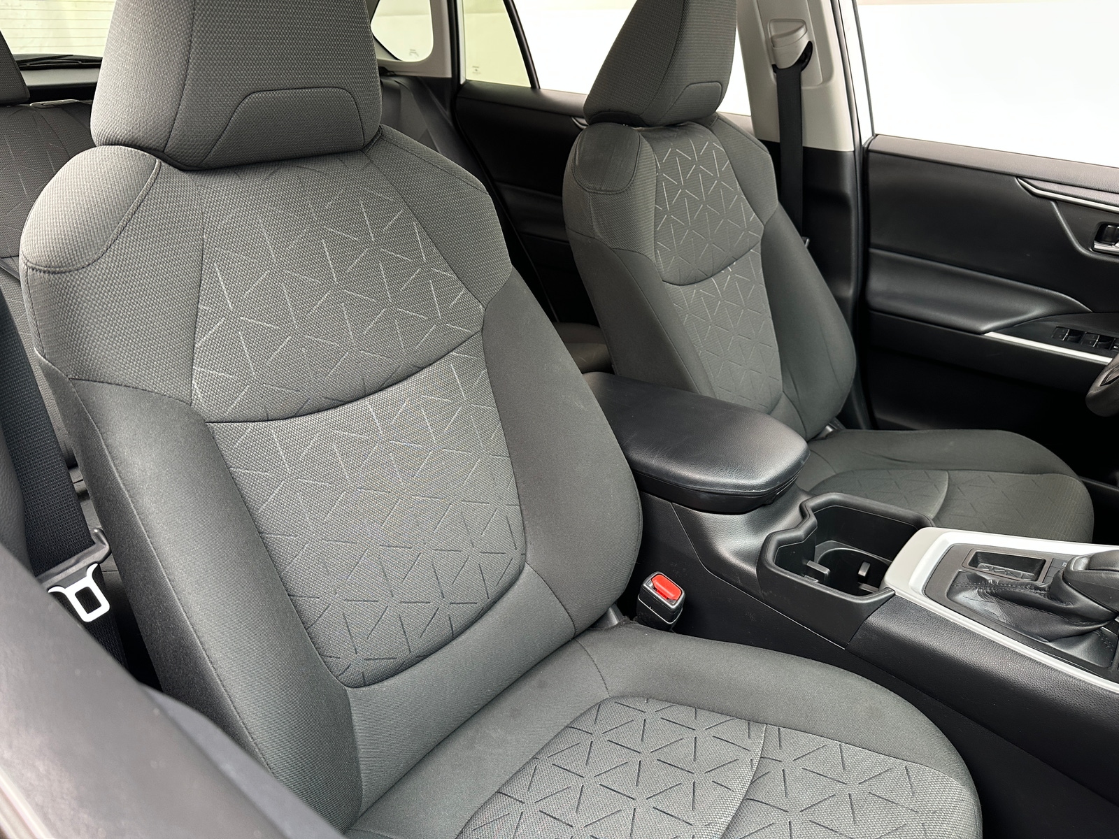 Thumbnail: 2022 Toyota RAV4 - 2
