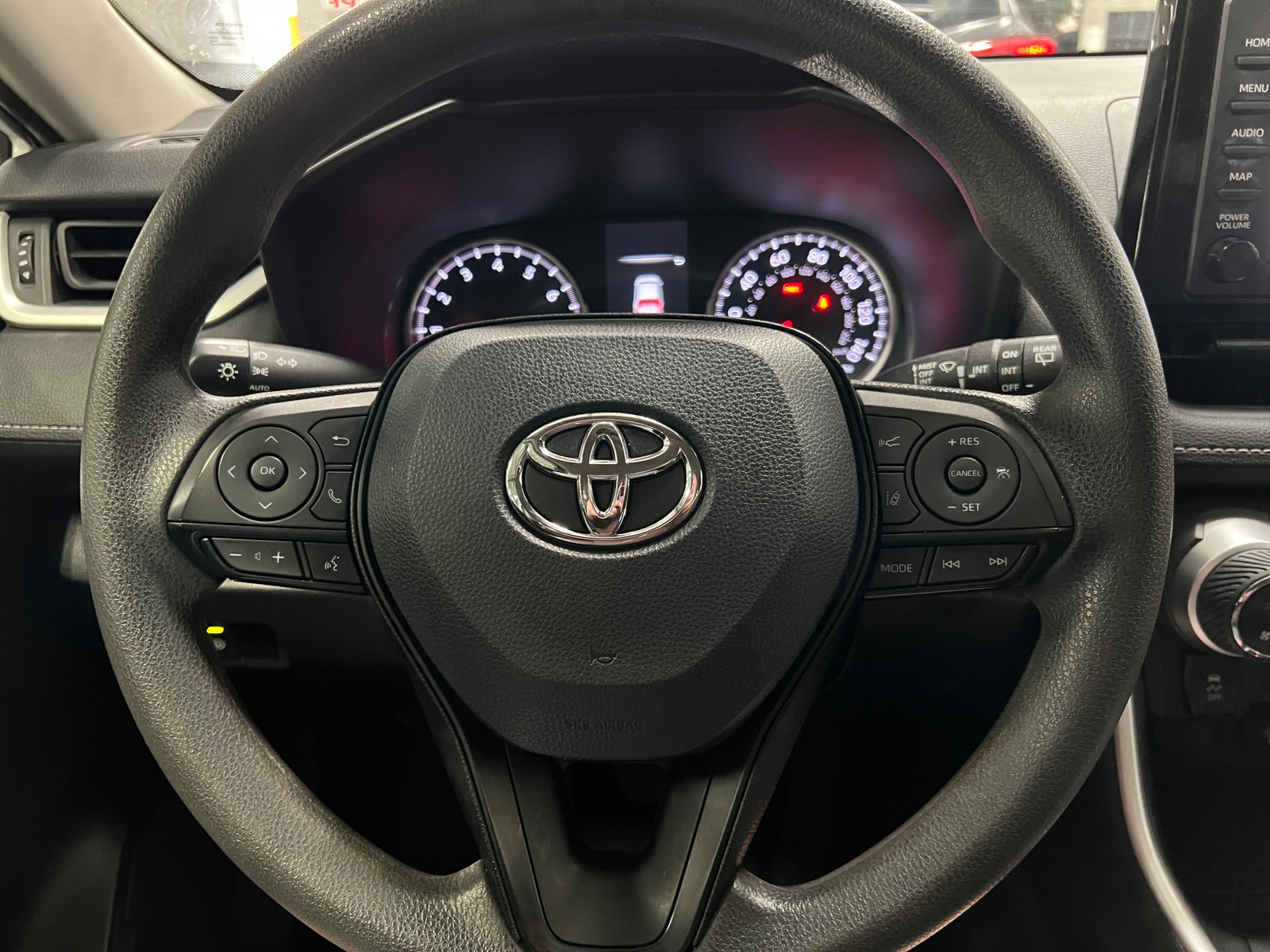 Thumbnail: 2022 Toyota RAV4 - 5