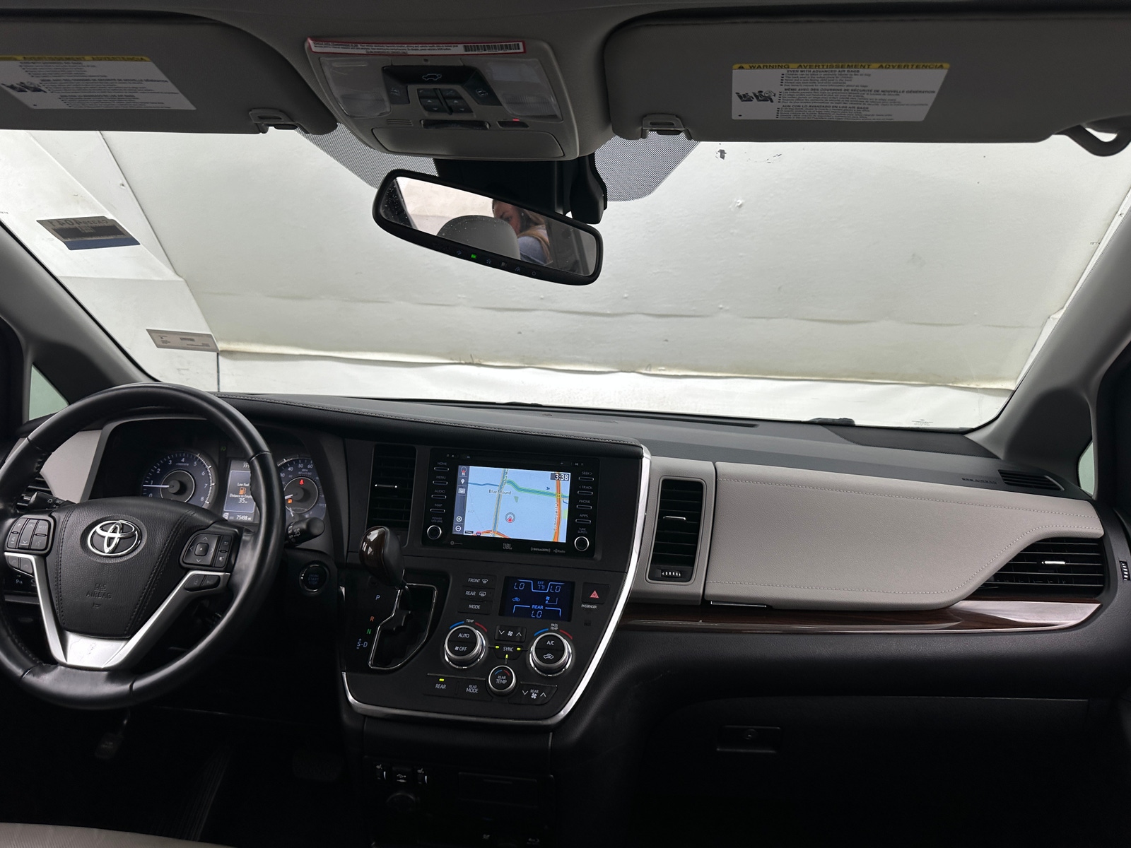 Thumbnail: 2019 Toyota Sienna - 2