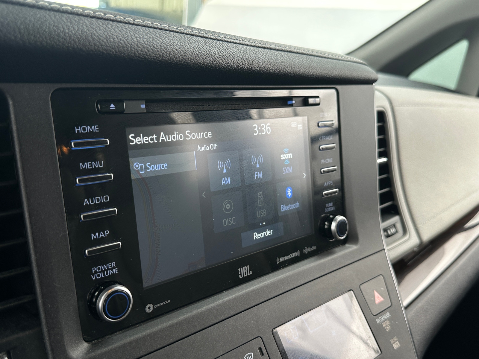 Thumbnail: 2019 Toyota Sienna - 3