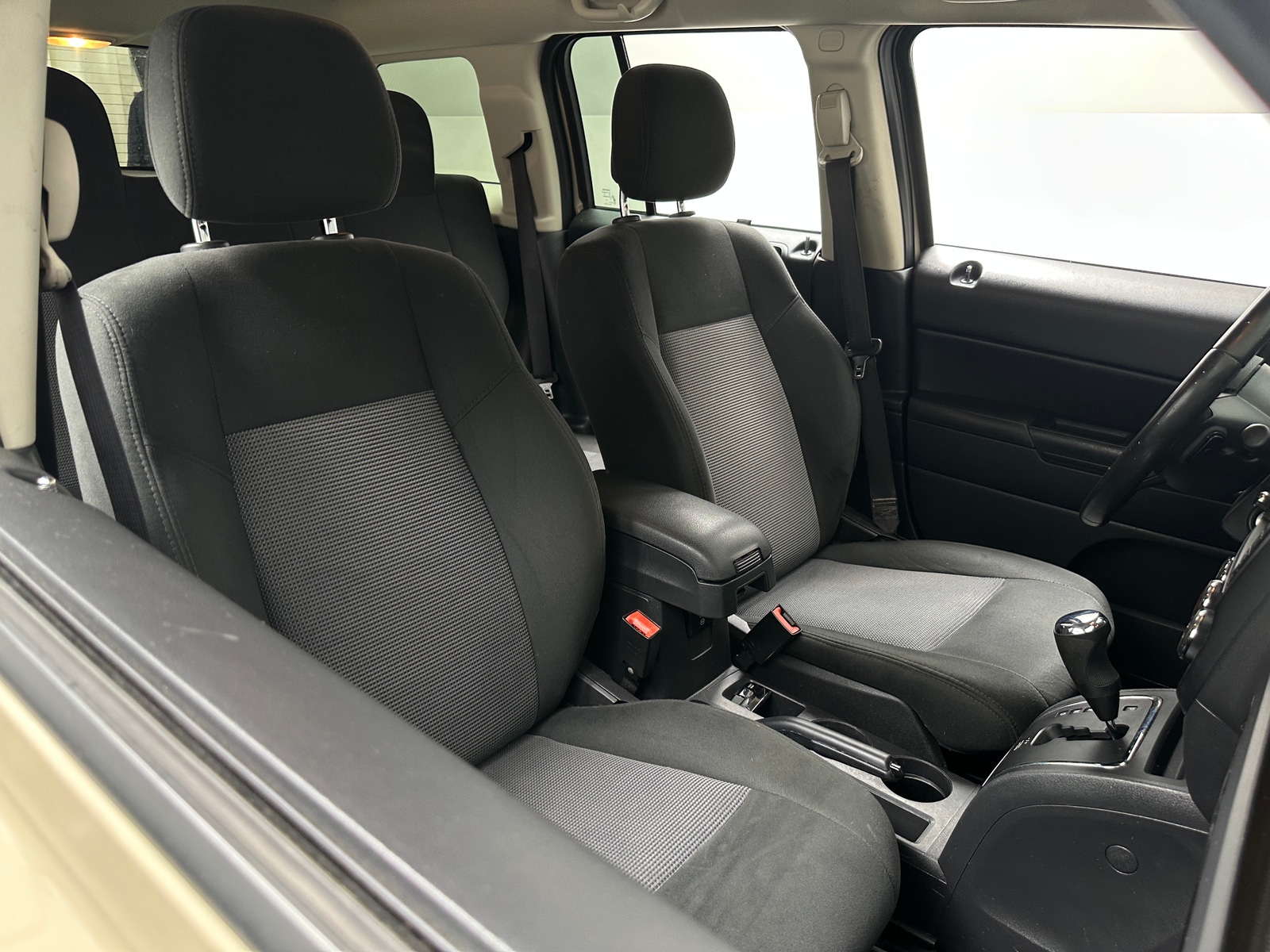 Thumbnail: 2017 Jeep Patriot - 2