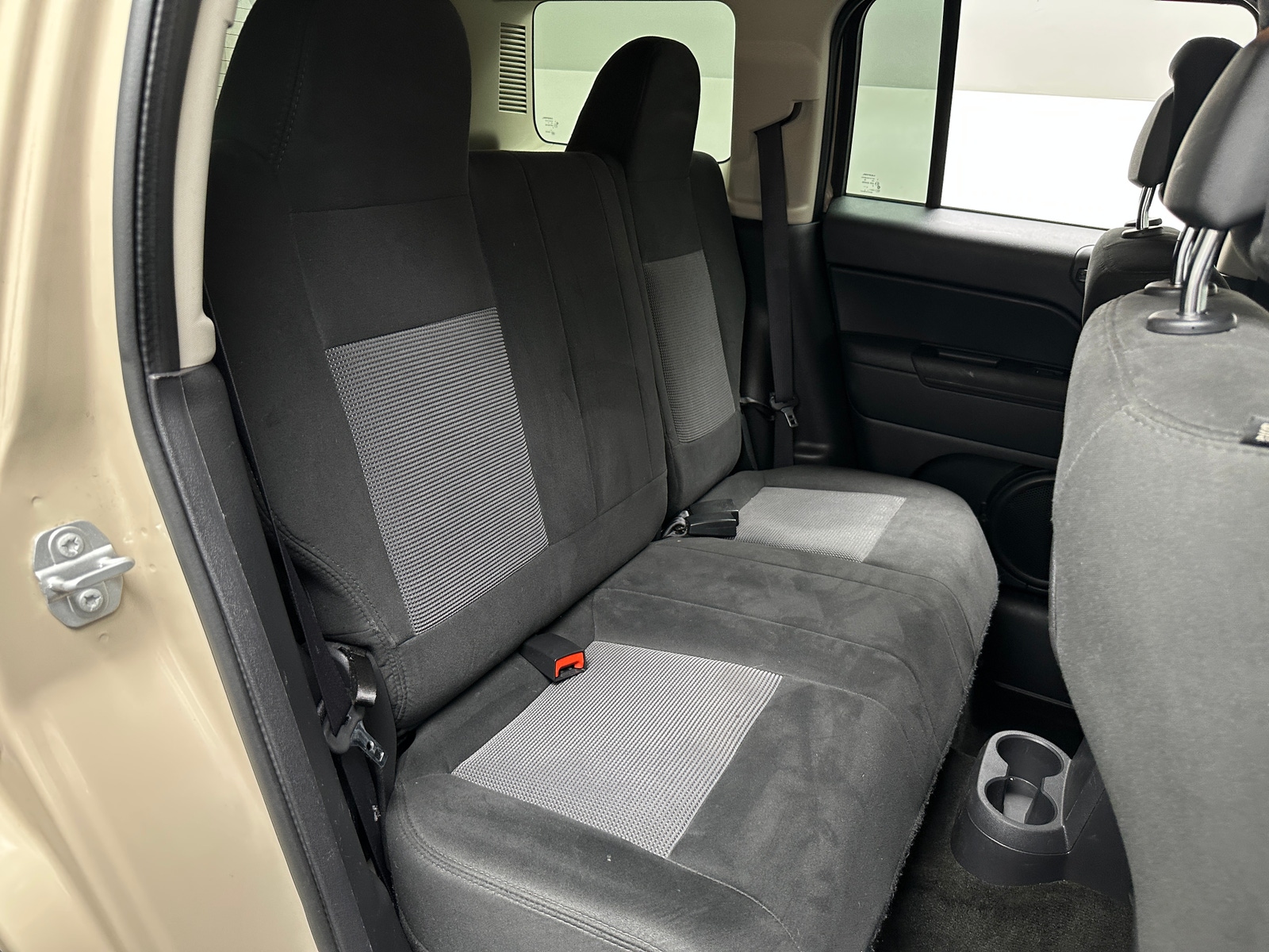 Thumbnail: 2017 Jeep Patriot - 6