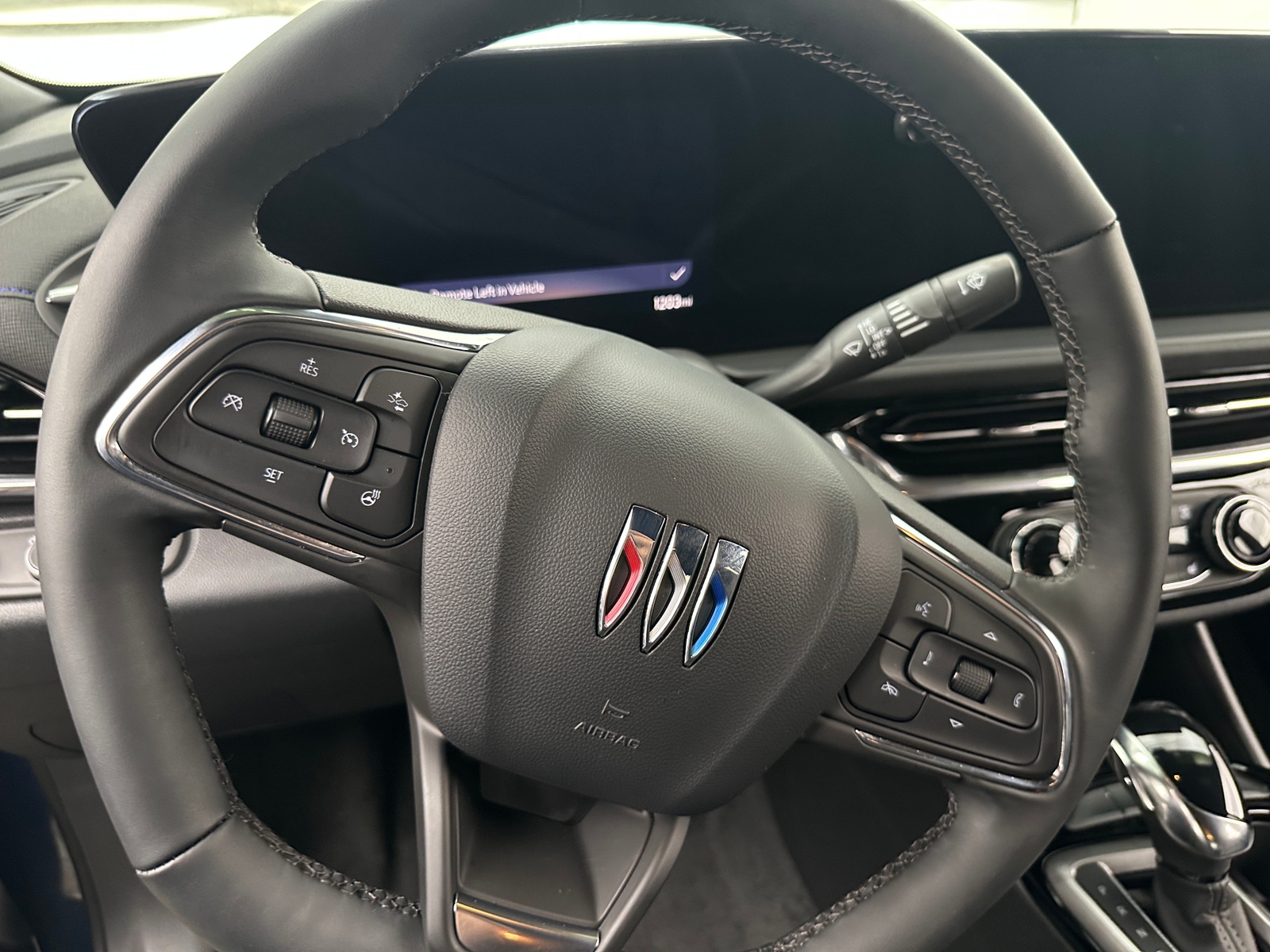 Thumbnail: 2025 Buick Envista - 4