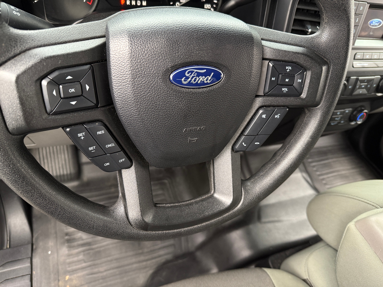 Thumbnail: 2020 Ford Econoline - 5