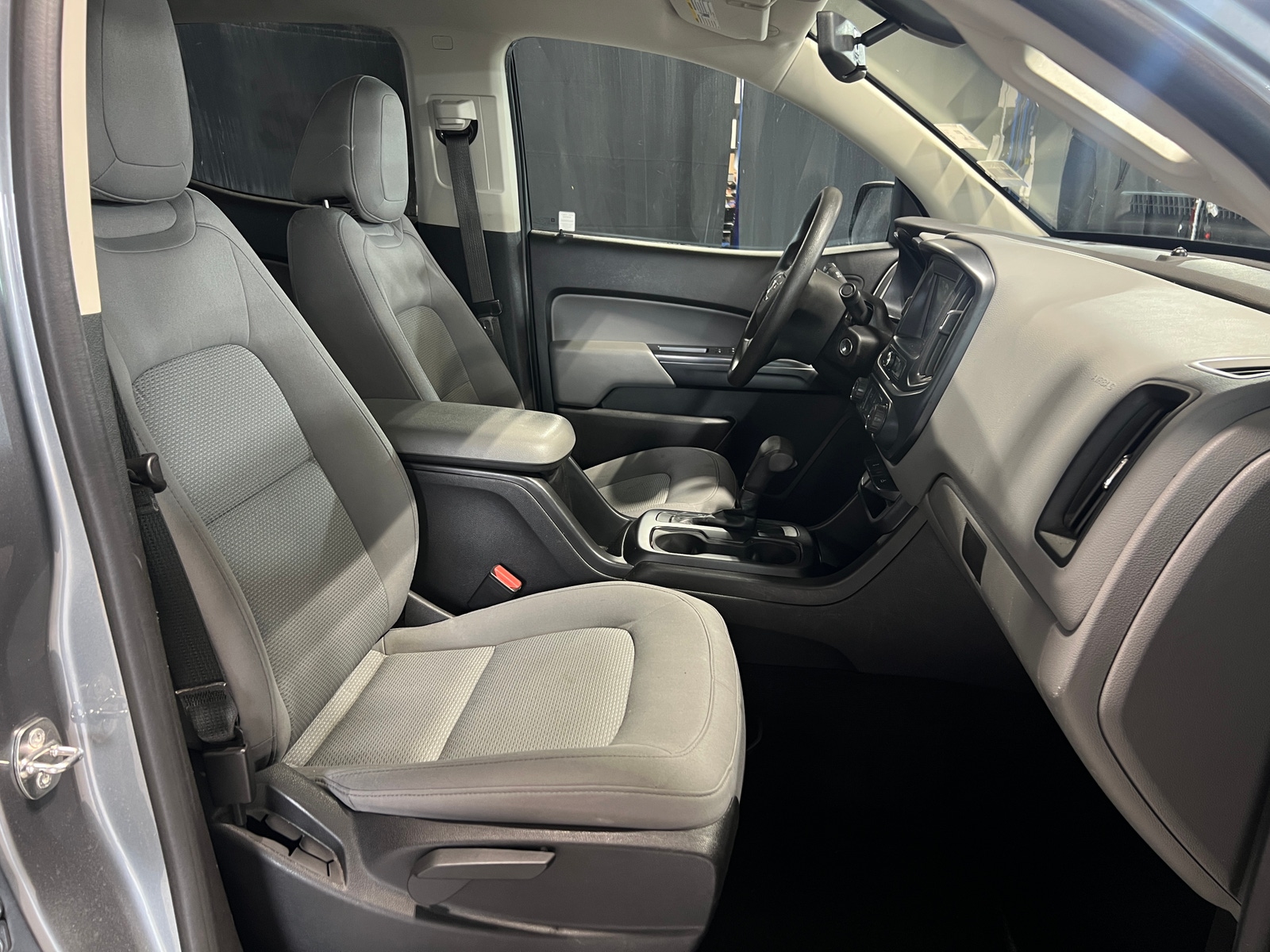 Thumbnail: 2018 GMC Canyon - 2