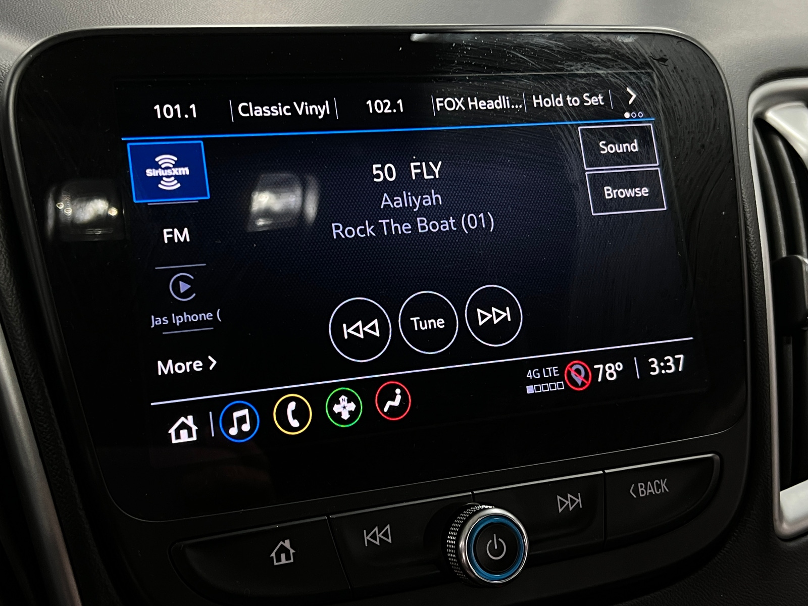 Thumbnail: 2024 Chevrolet Malibu - 4