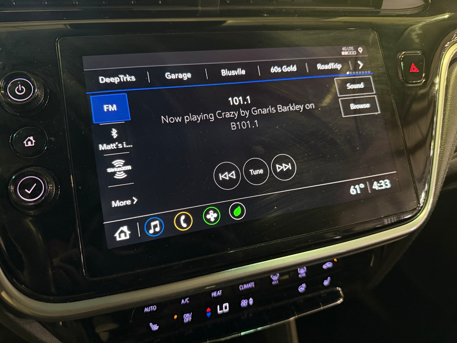 Thumbnail: 2022 Chevrolet Bolt EV - 3