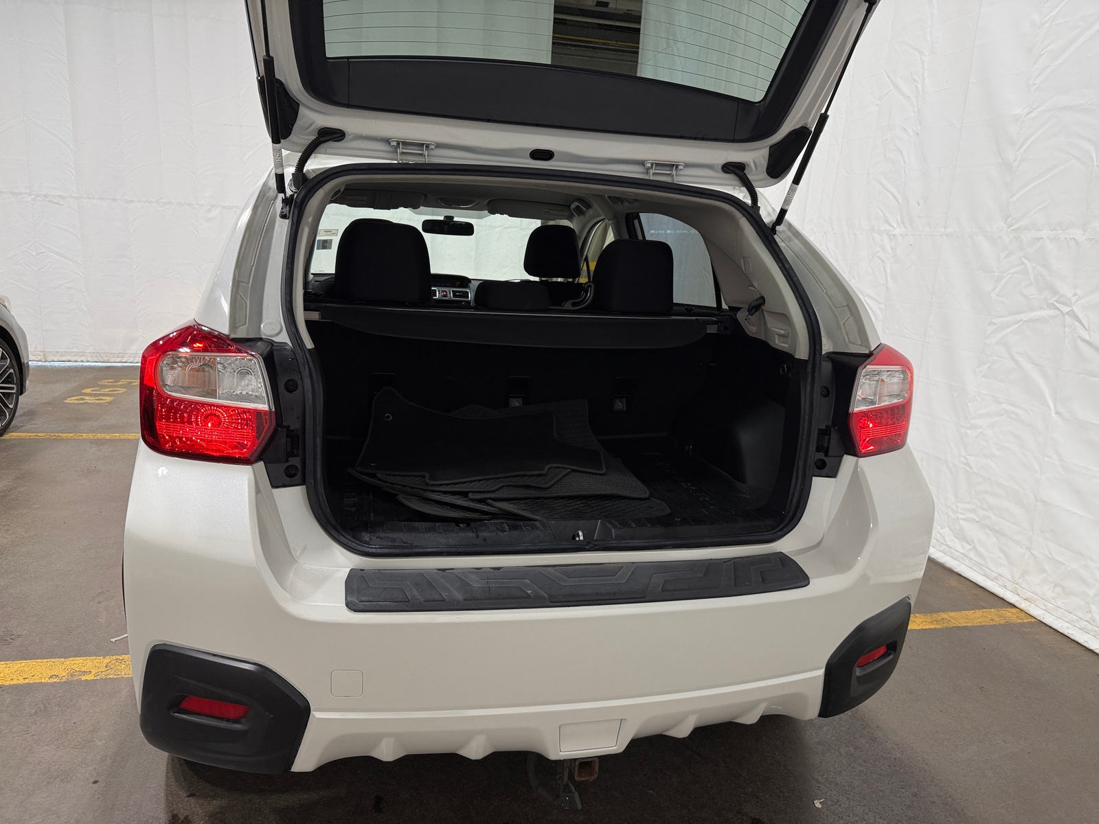 Thumbnail: 2017 Subaru Crosstrek - 7