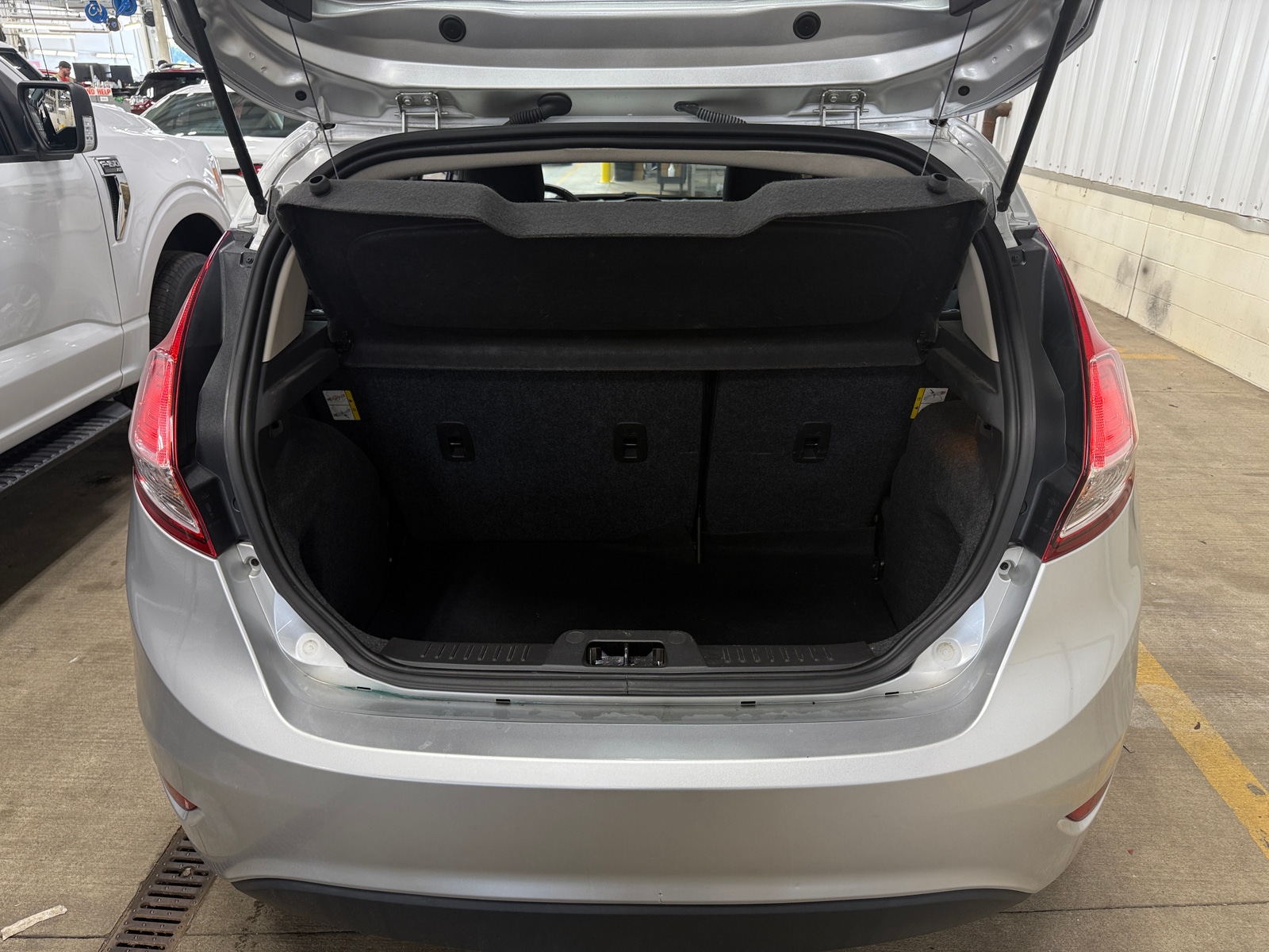 Thumbnail: 2016 Ford Fiesta - 7