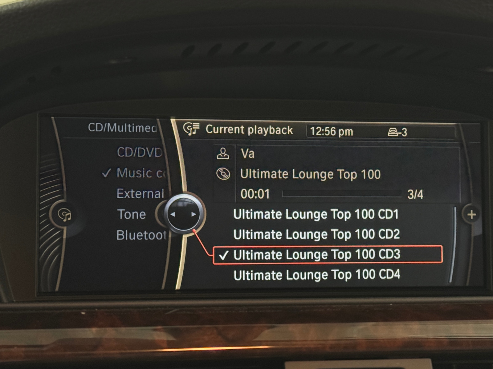 Thumbnail: 2011 BMW 3 Series - 3