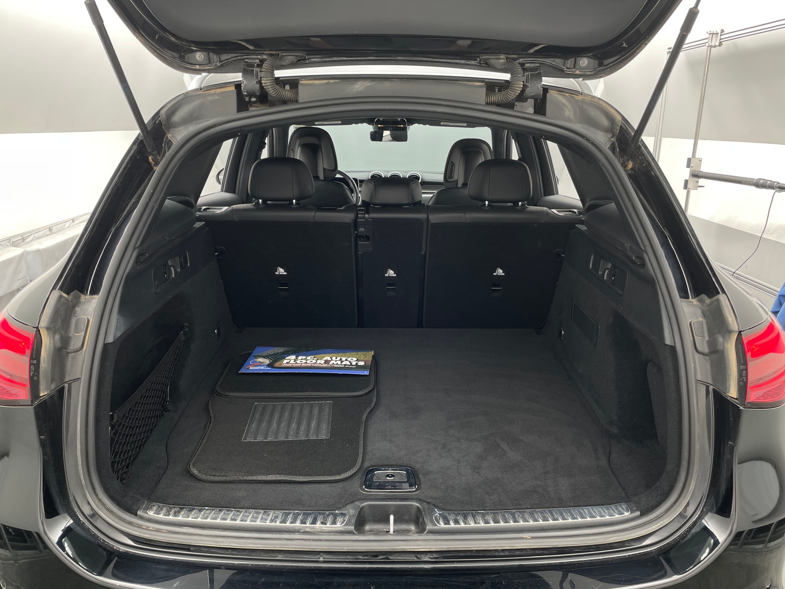 Thumbnail: 2024 Mercedes-Benz GLC - 6