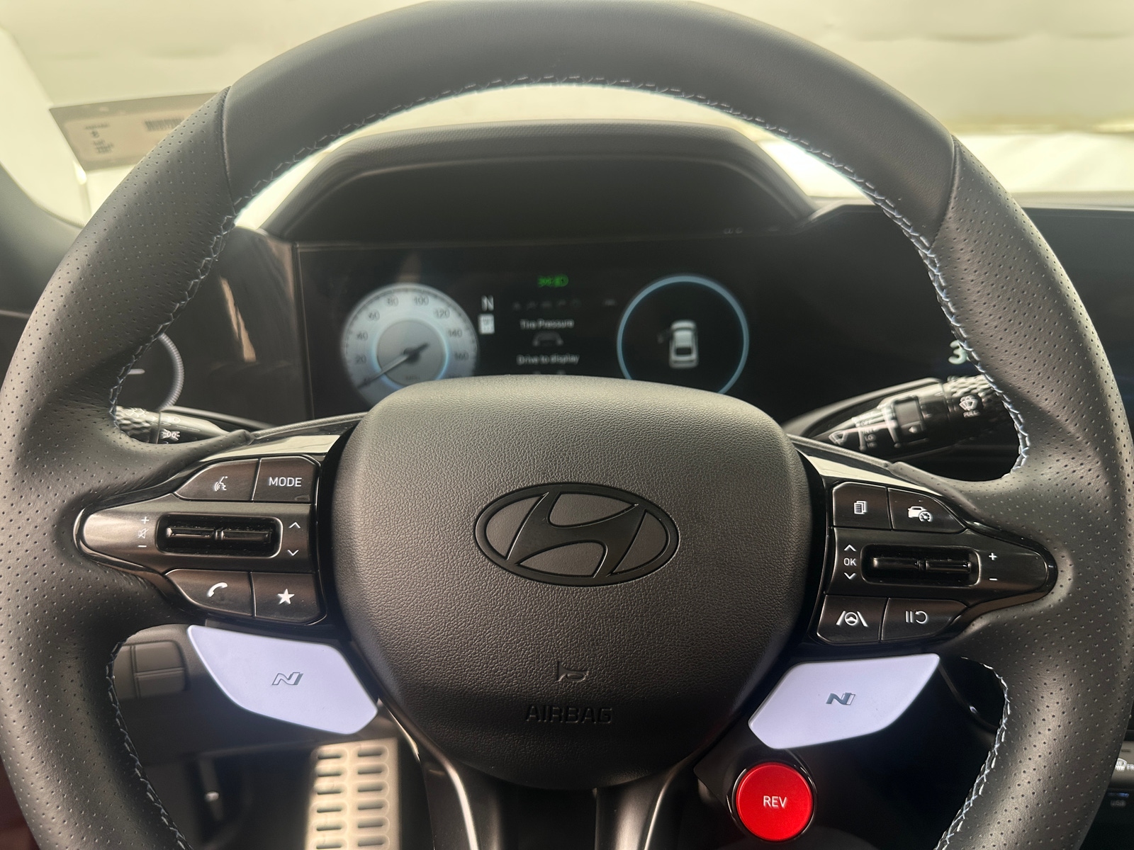 Thumbnail: 2024 Hyundai Elantra - 4