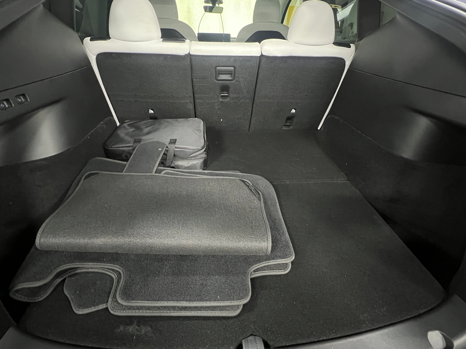 Thumbnail: 2022 Tesla Model Y - 6