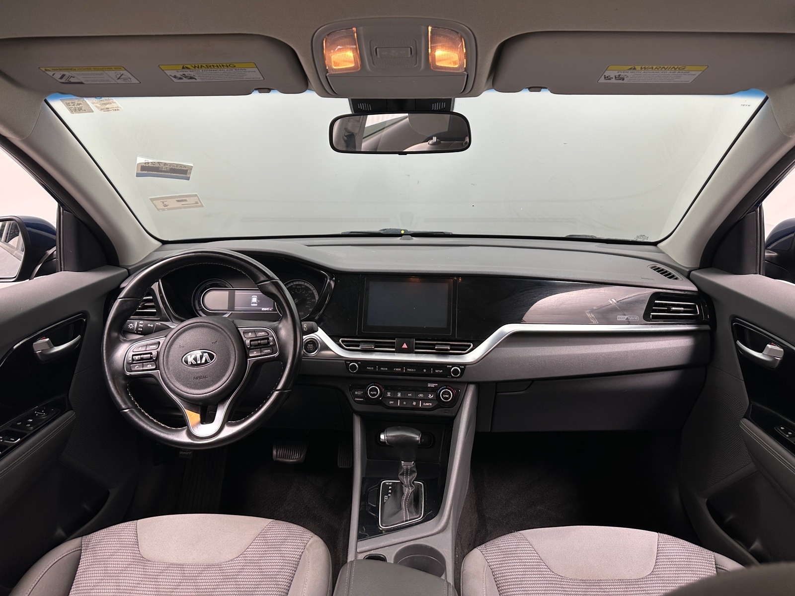 Thumbnail: 2020 Kia Niro - 3