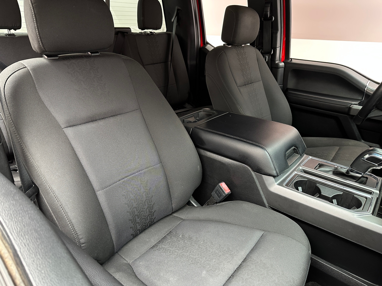 Thumbnail: 2018 Ford Econoline - 2