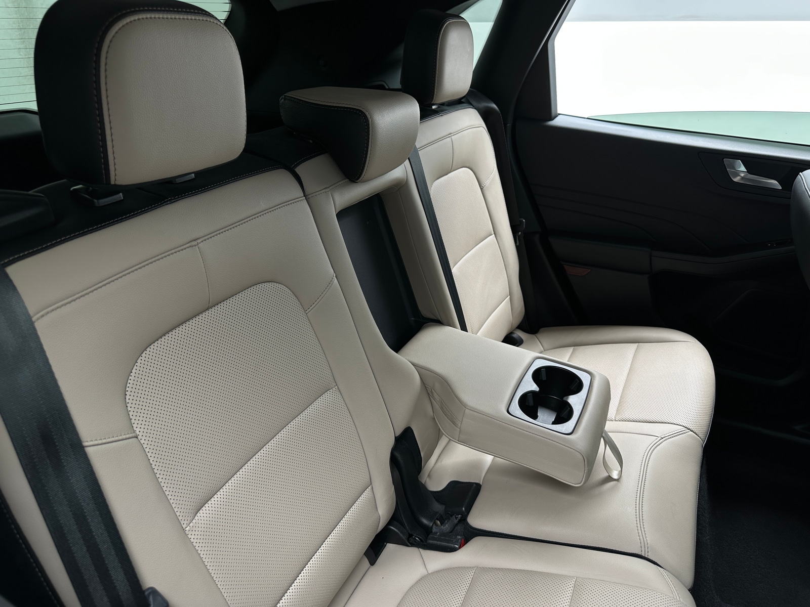 Thumbnail: 2021 Ford Escape - 5