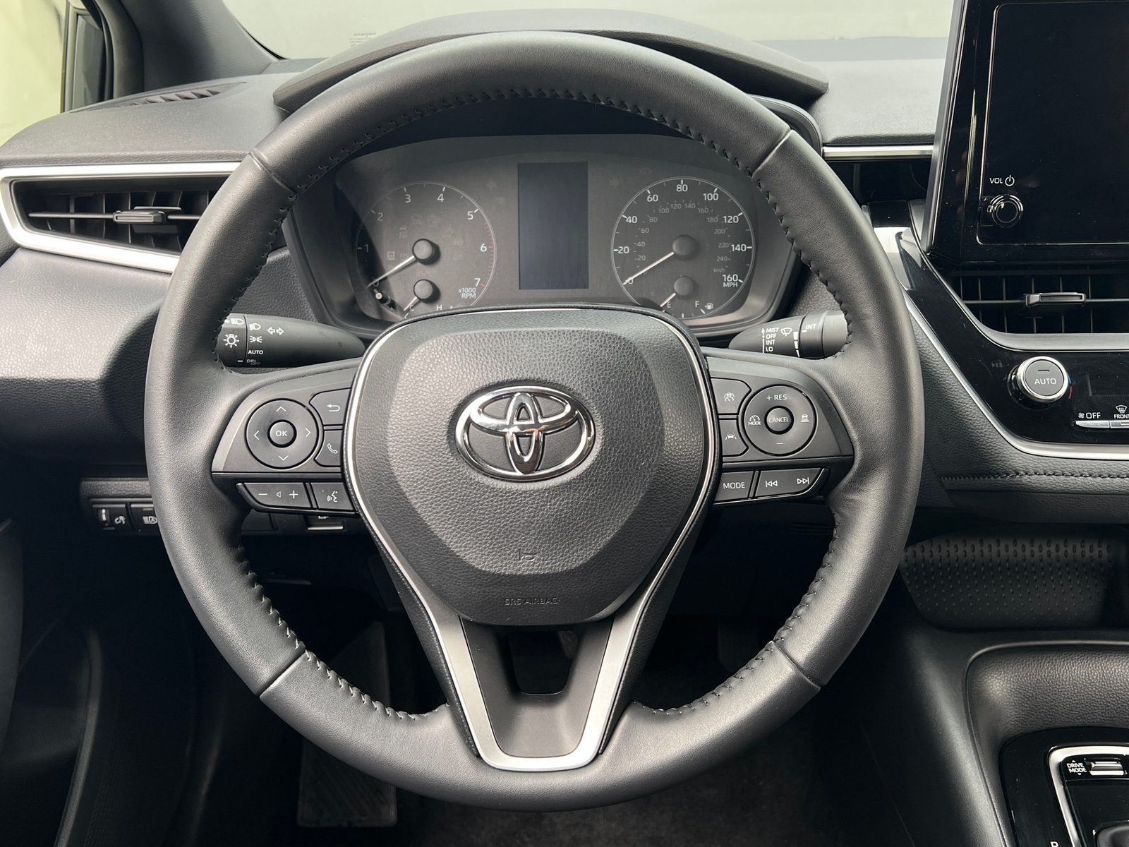 Thumbnail: 2023 Toyota Corolla - 5