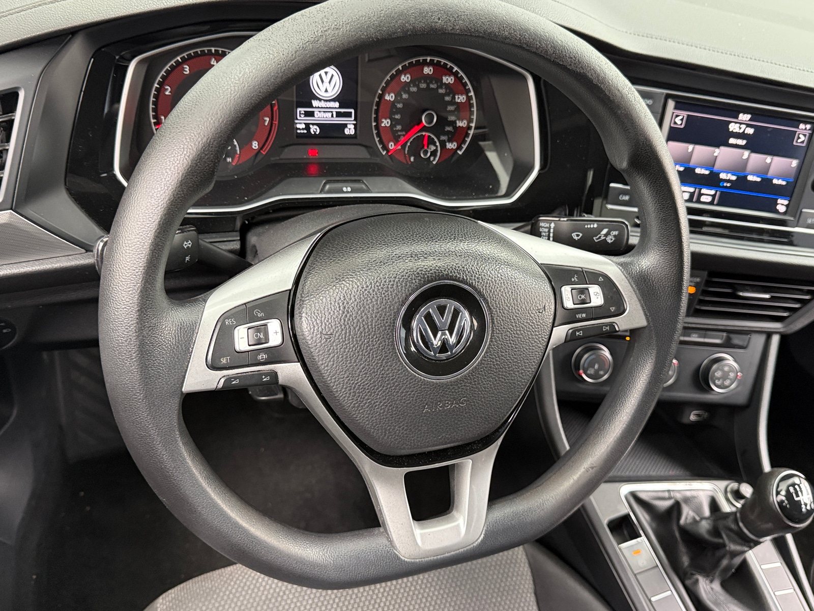 Thumbnail: 2019 Volkswagen Jetta - 5