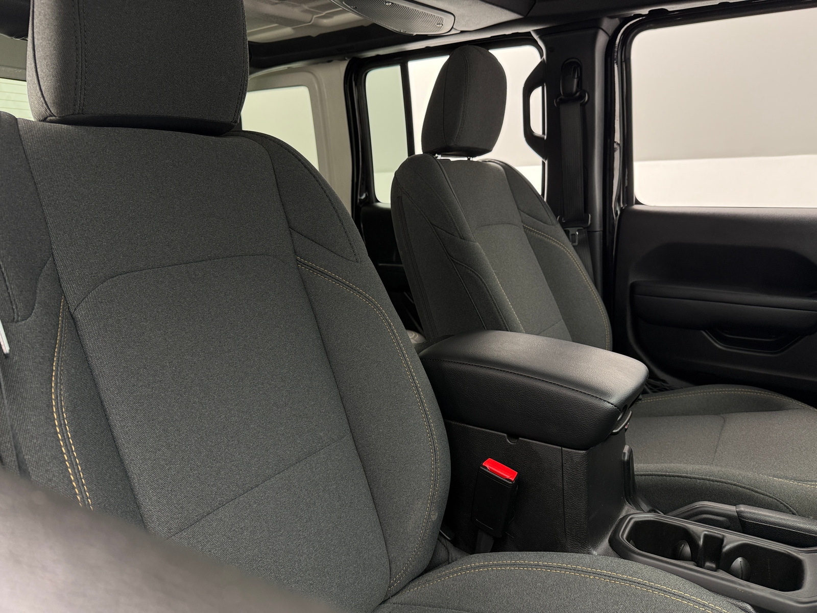 Thumbnail: 2025 Jeep Wrangler - 2