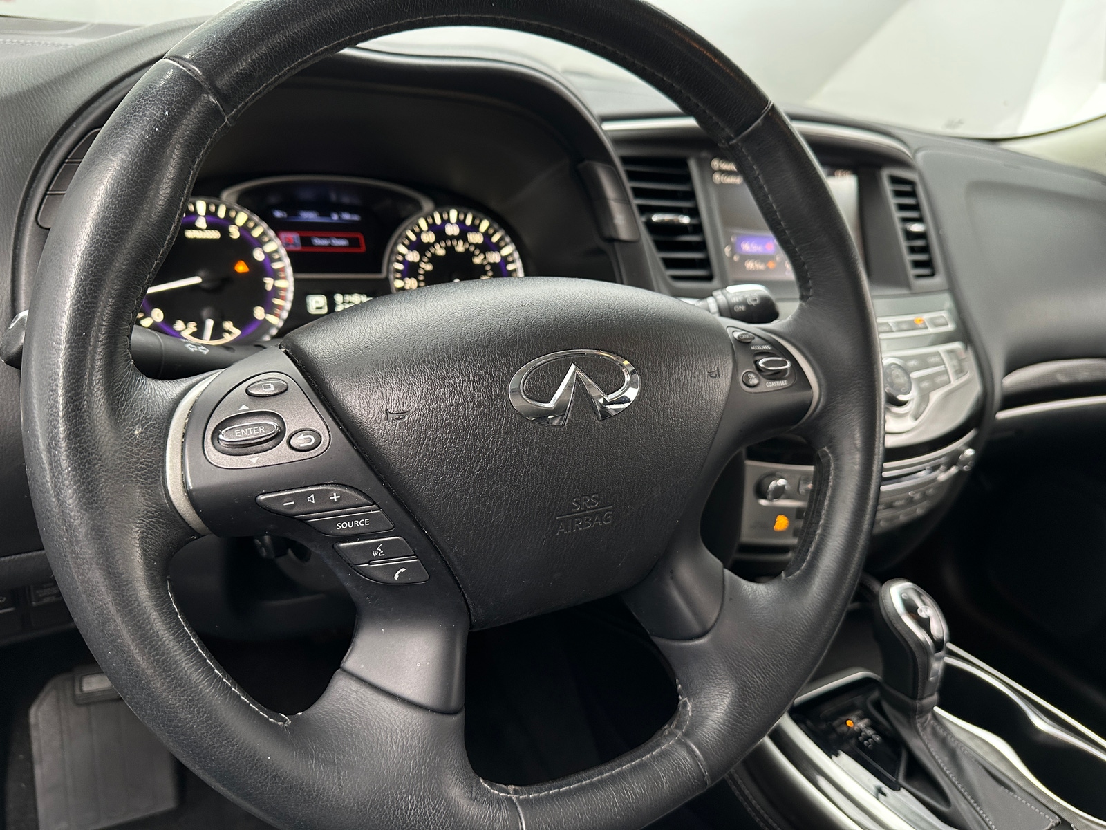 Thumbnail: 2017 INFINITI QX60 - 4