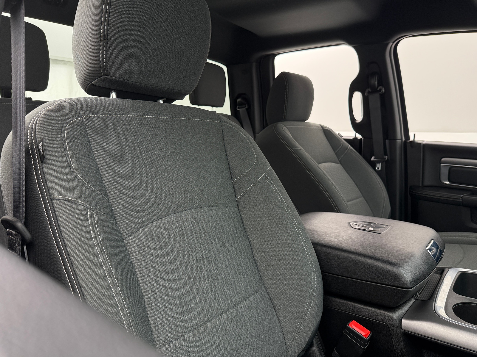 Thumbnail: 2022 RAM 1500 Classic - 2