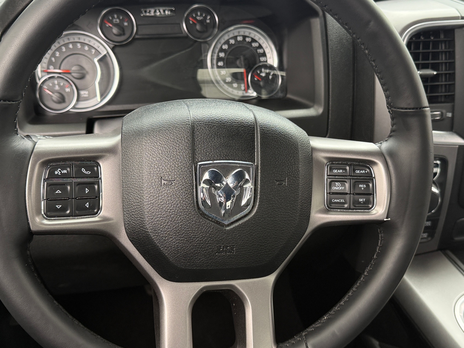 Thumbnail: 2022 RAM 1500 Classic - 5