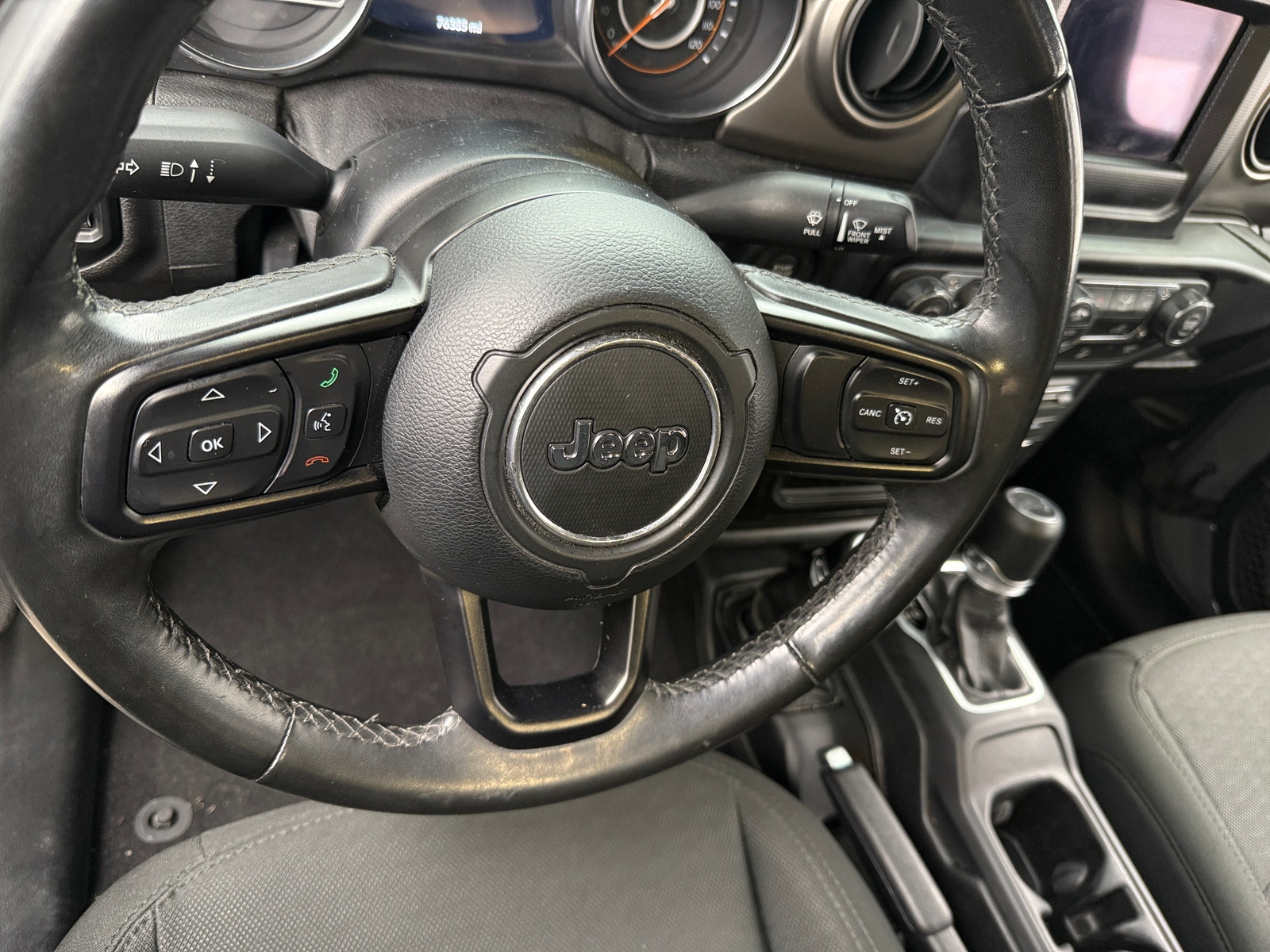 Thumbnail: 2019 Jeep Wrangler - 5