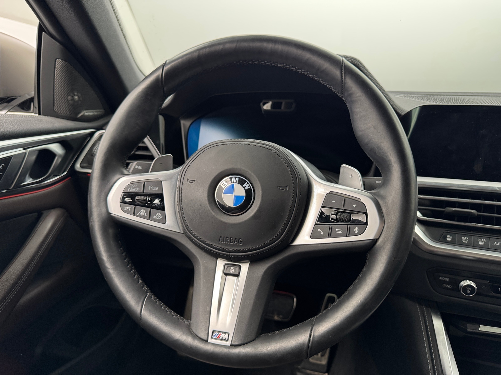 Thumbnail: 2022 BMW 4 Series - 4