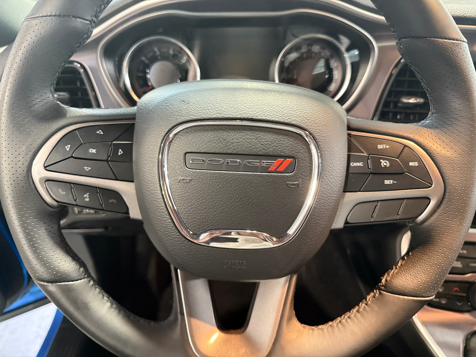 Thumbnail: 2019 Dodge Challenger - 4