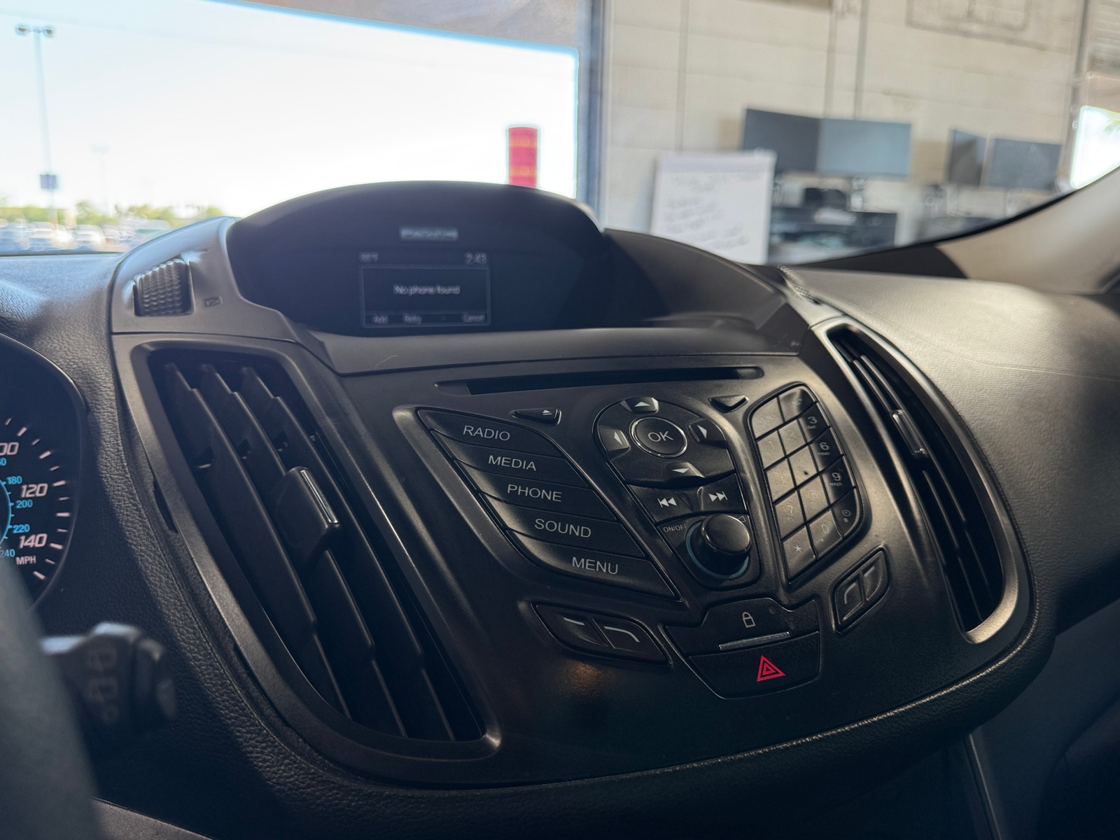 Thumbnail: 2016 Ford Escape - 4