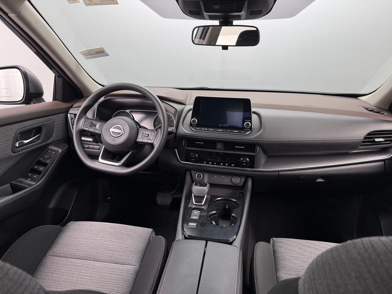 Thumbnail: 2023 Nissan Rogue - 3