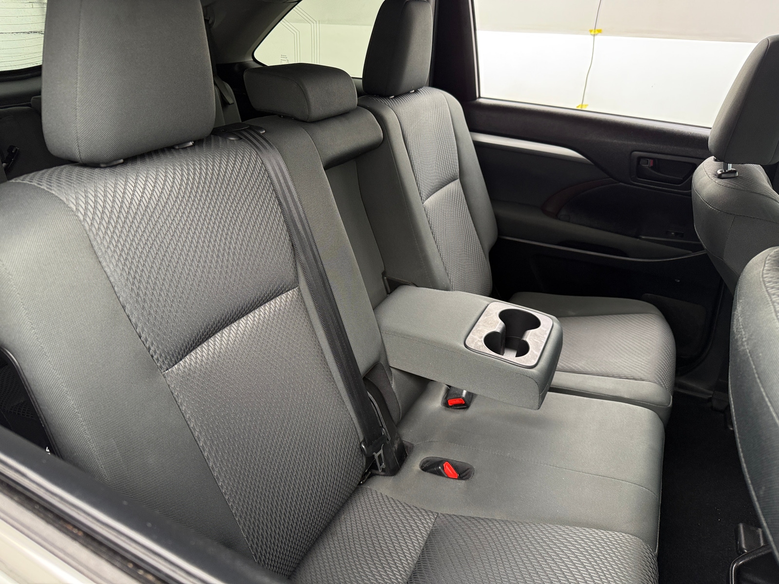 Thumbnail: 2019 Toyota Highlander - 6