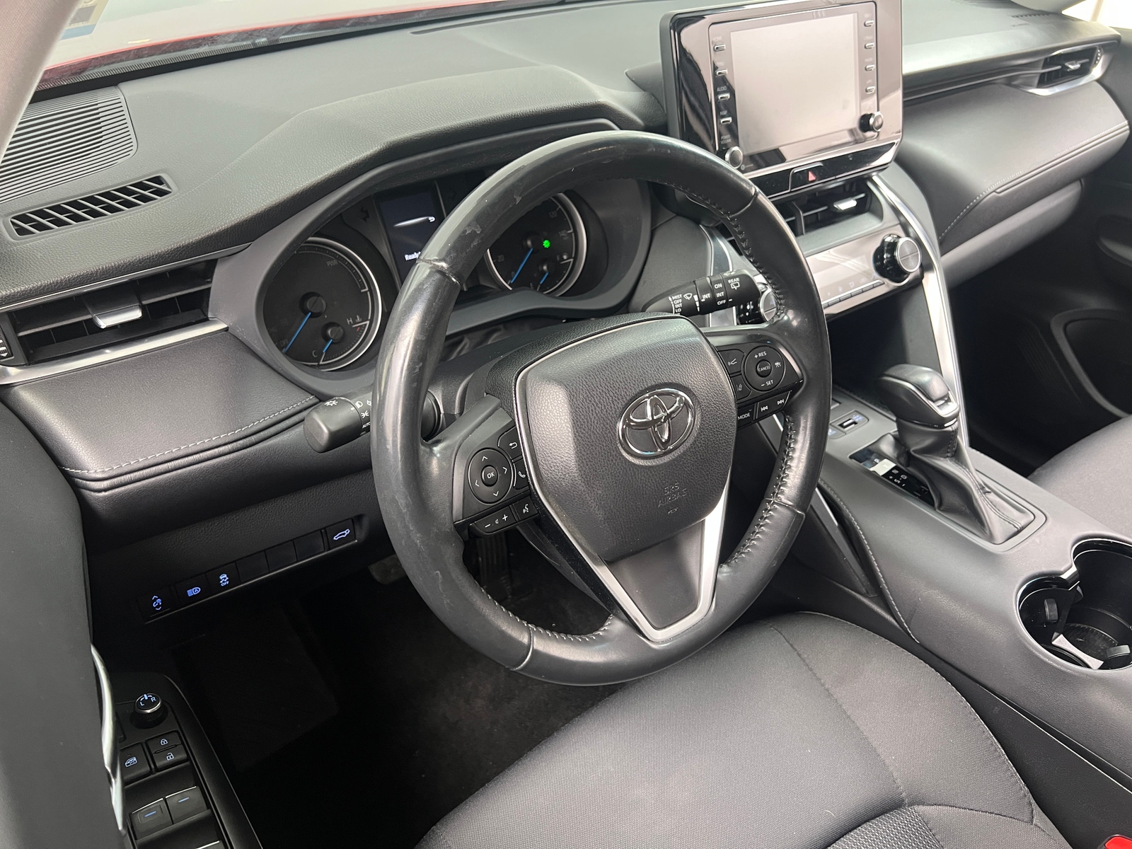 Thumbnail: 2021 Toyota Venza - 3