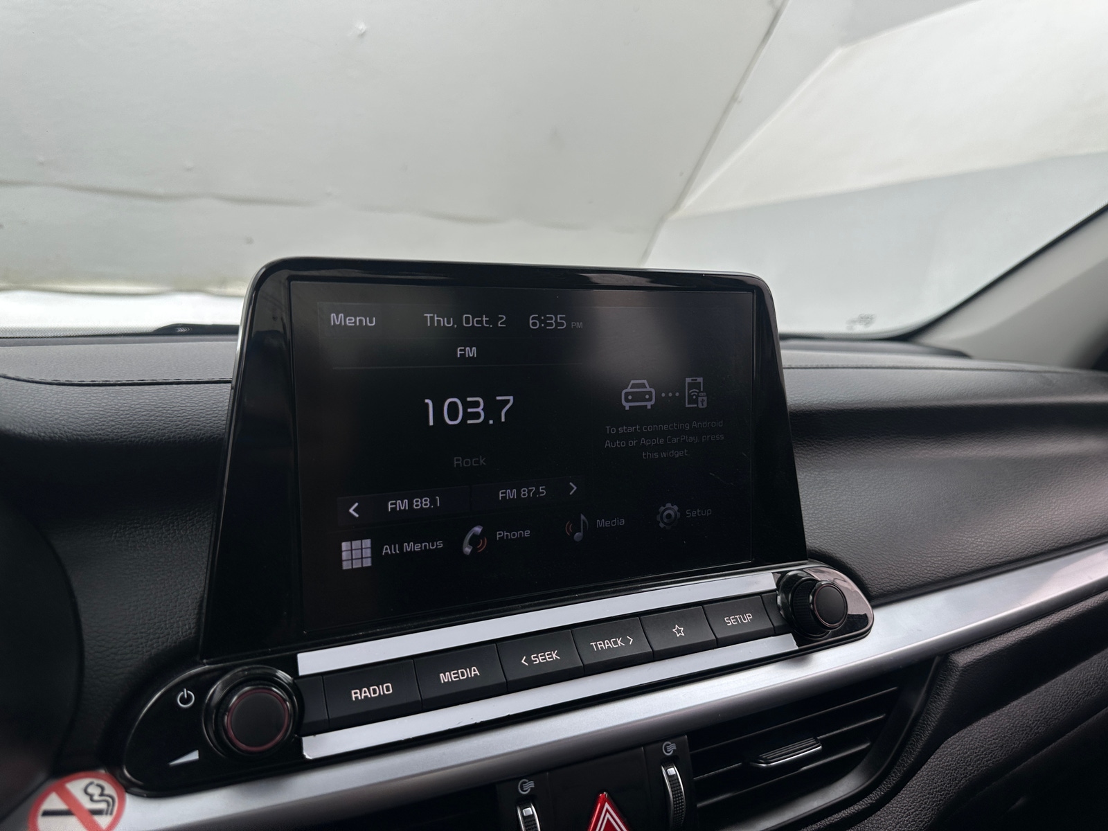 Thumbnail: 2023 Kia Forte - 4