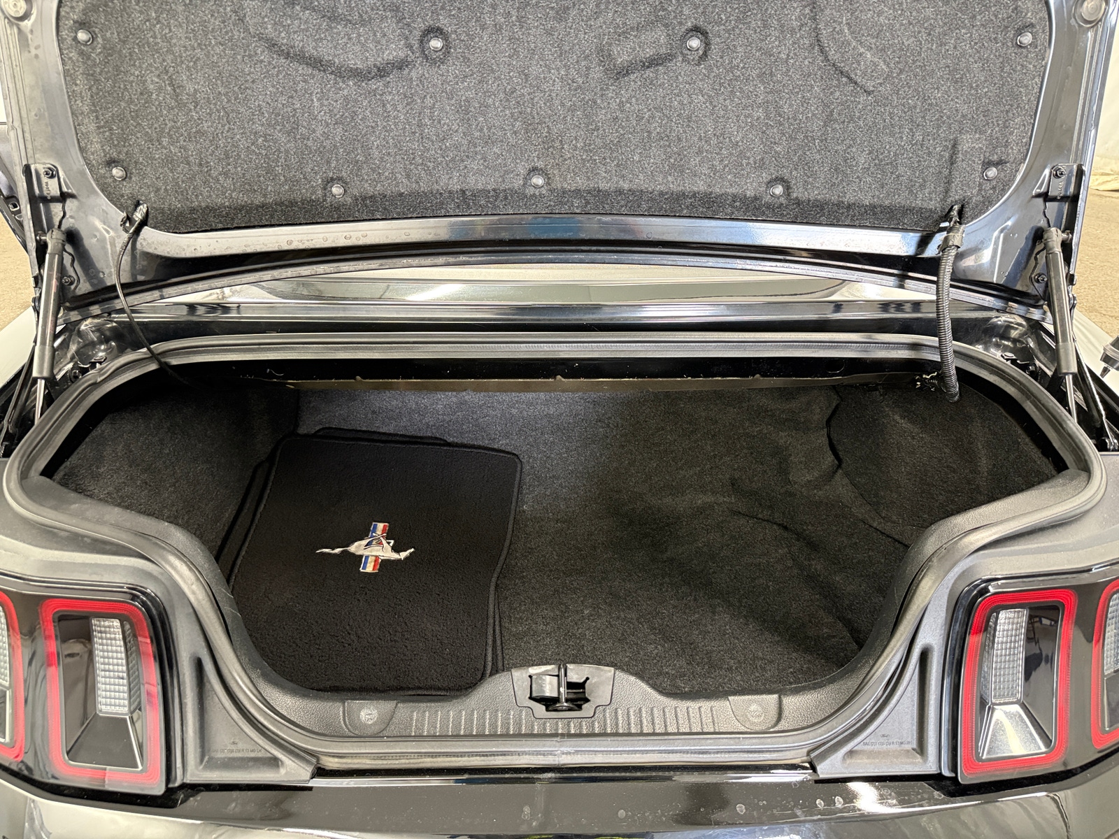 Thumbnail: 2014 Ford Mustang - 6