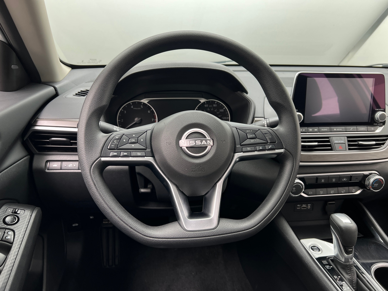 Thumbnail: 2024 Nissan Altima - 5