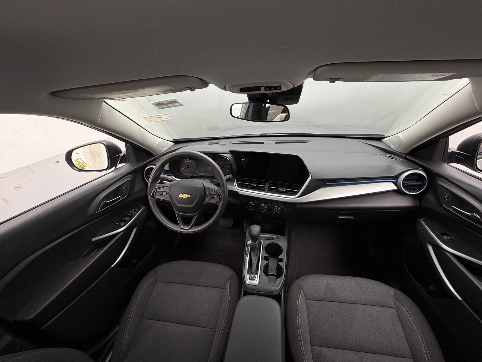 Thumbnail: 2024 Chevrolet Trax - 3