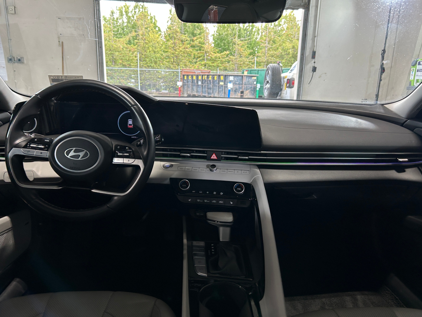 Thumbnail: 2024 Hyundai Elantra - 3