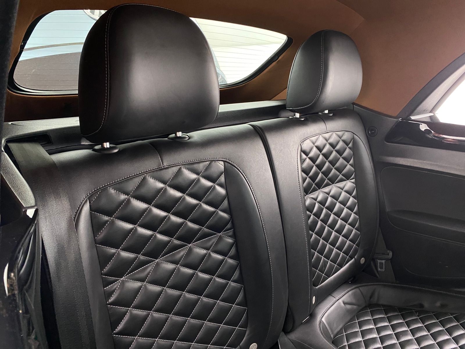 Thumbnail: 2019 Volkswagen Beetle - 5