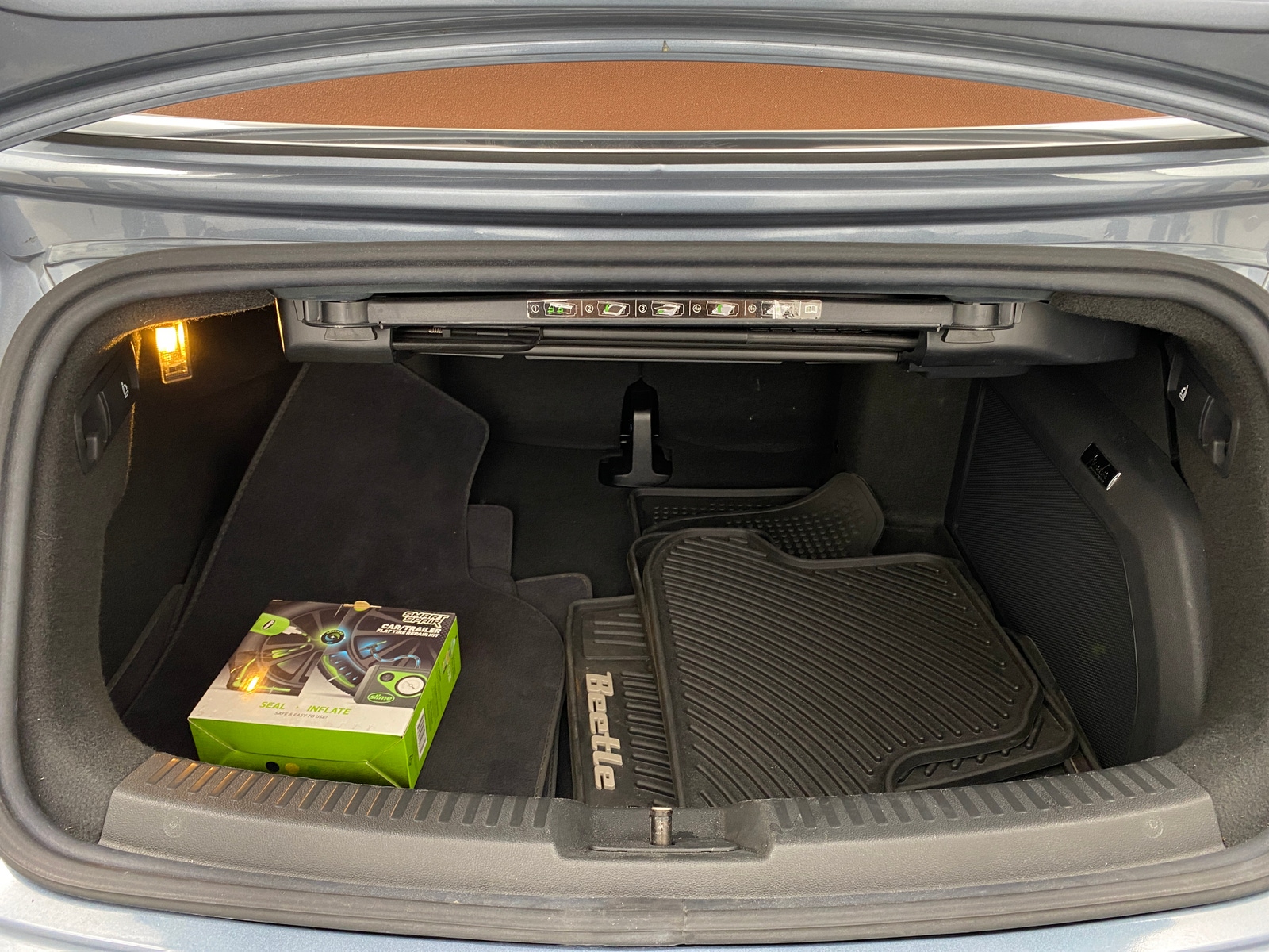 Thumbnail: 2019 Volkswagen Beetle - 6