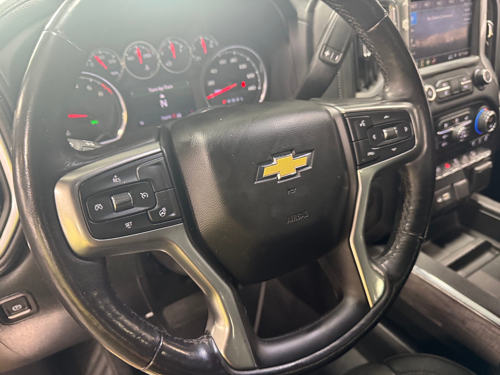 Thumbnail: 2019 Chevrolet Silverado 1500 - 4