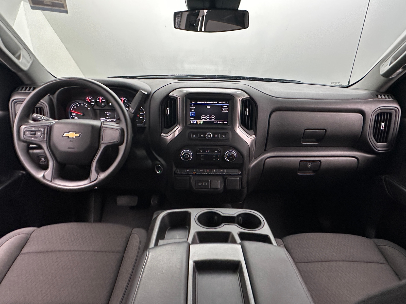 Thumbnail: 2025 Chevrolet Silverado 1500 - 3