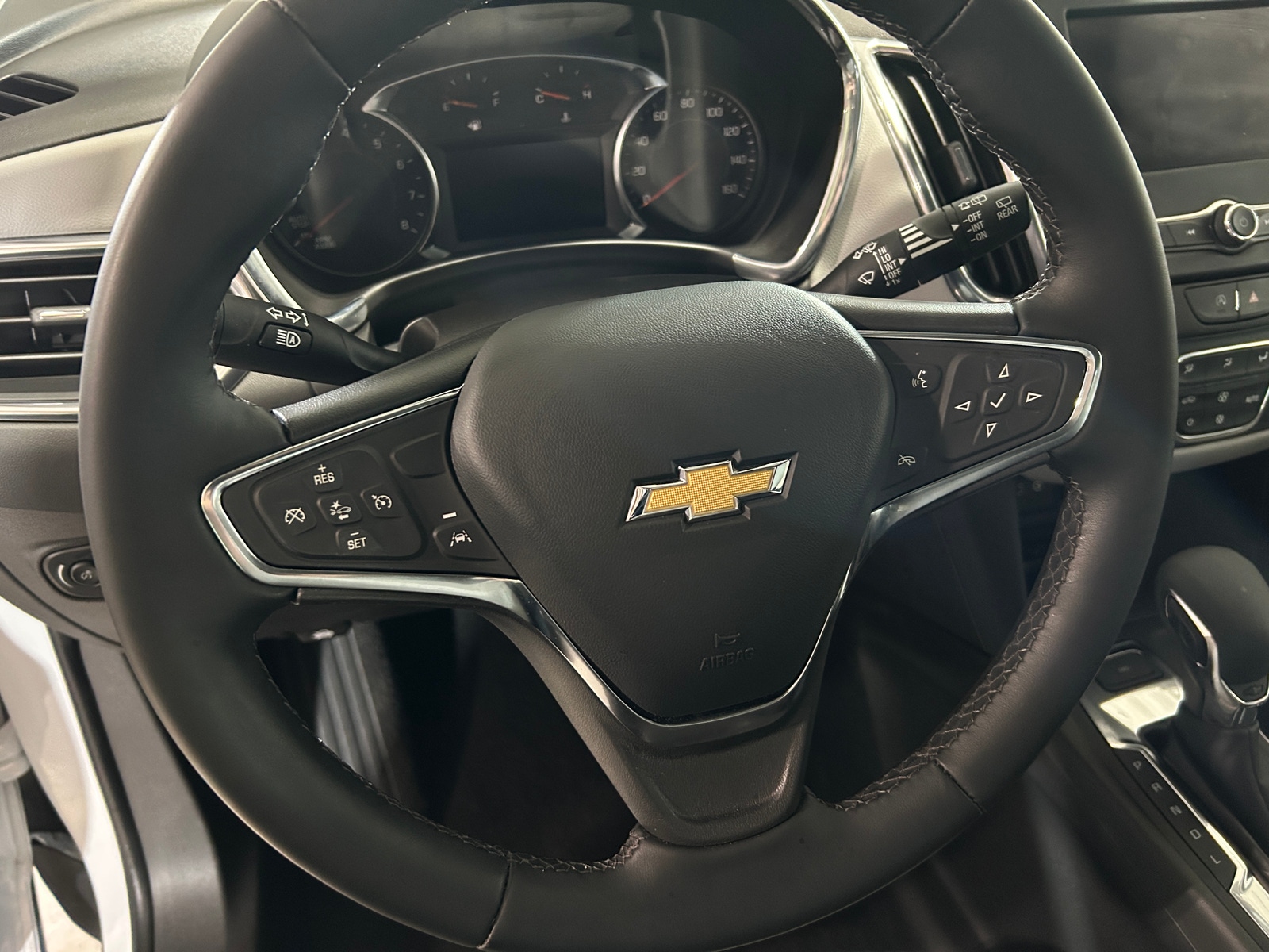 Thumbnail: 2023 Chevrolet Equinox - 5