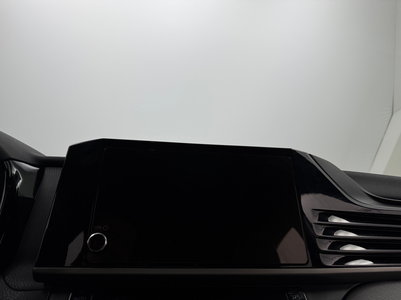 Thumbnail: 2025 Toyota Camry - 3
