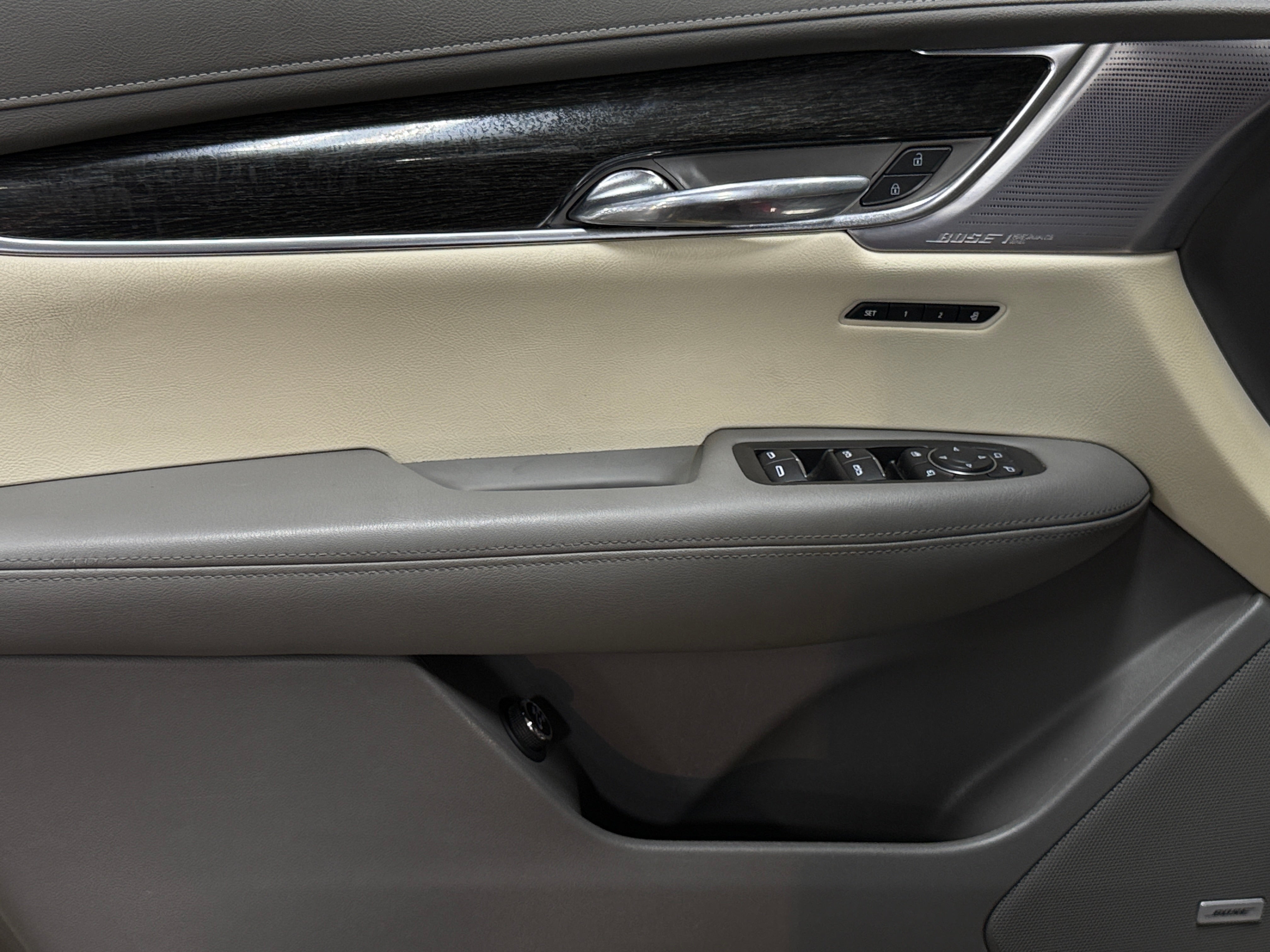 2021 Cadillac XT6