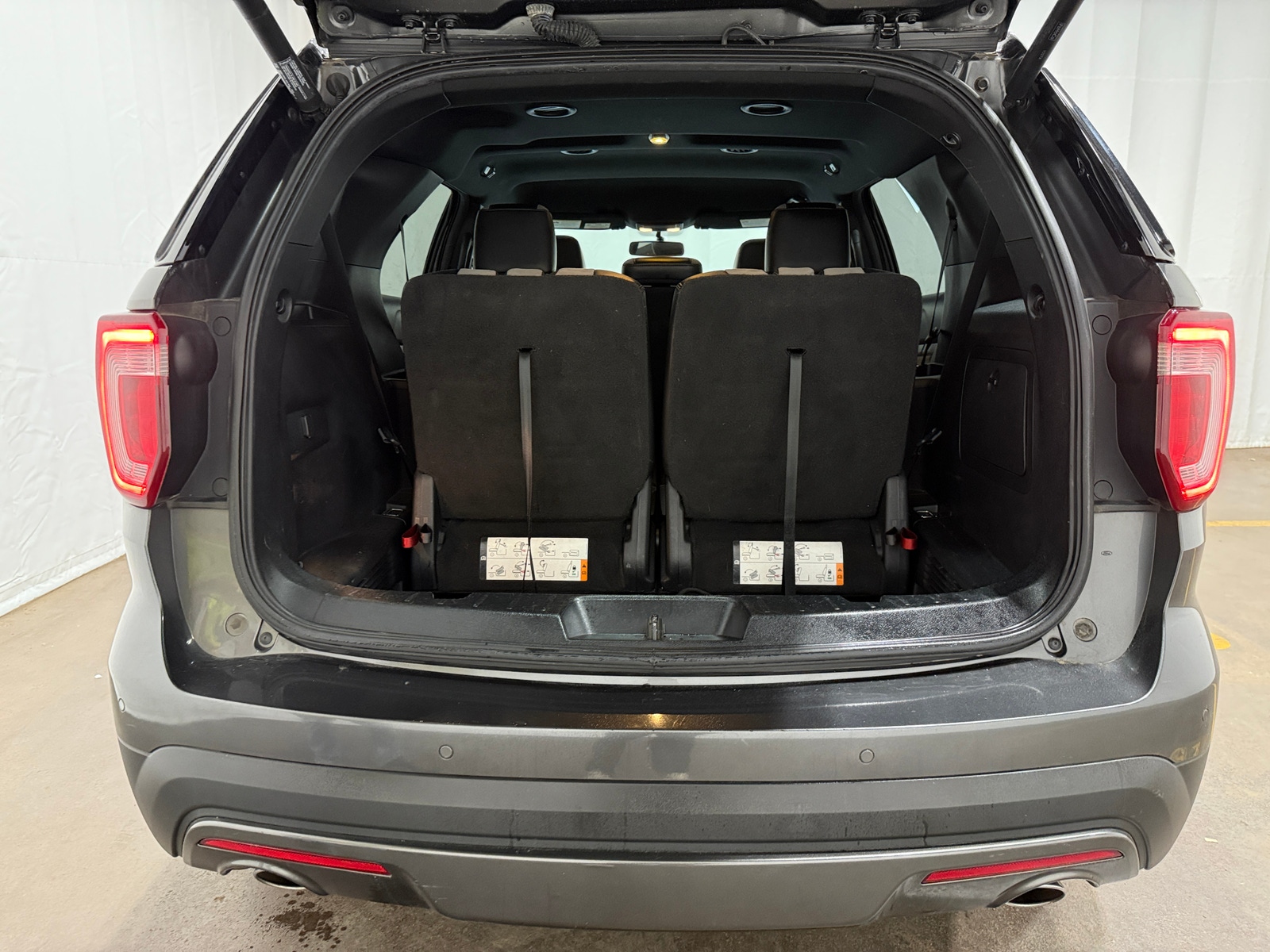 Thumbnail: 2017 Ford Explorer - 6