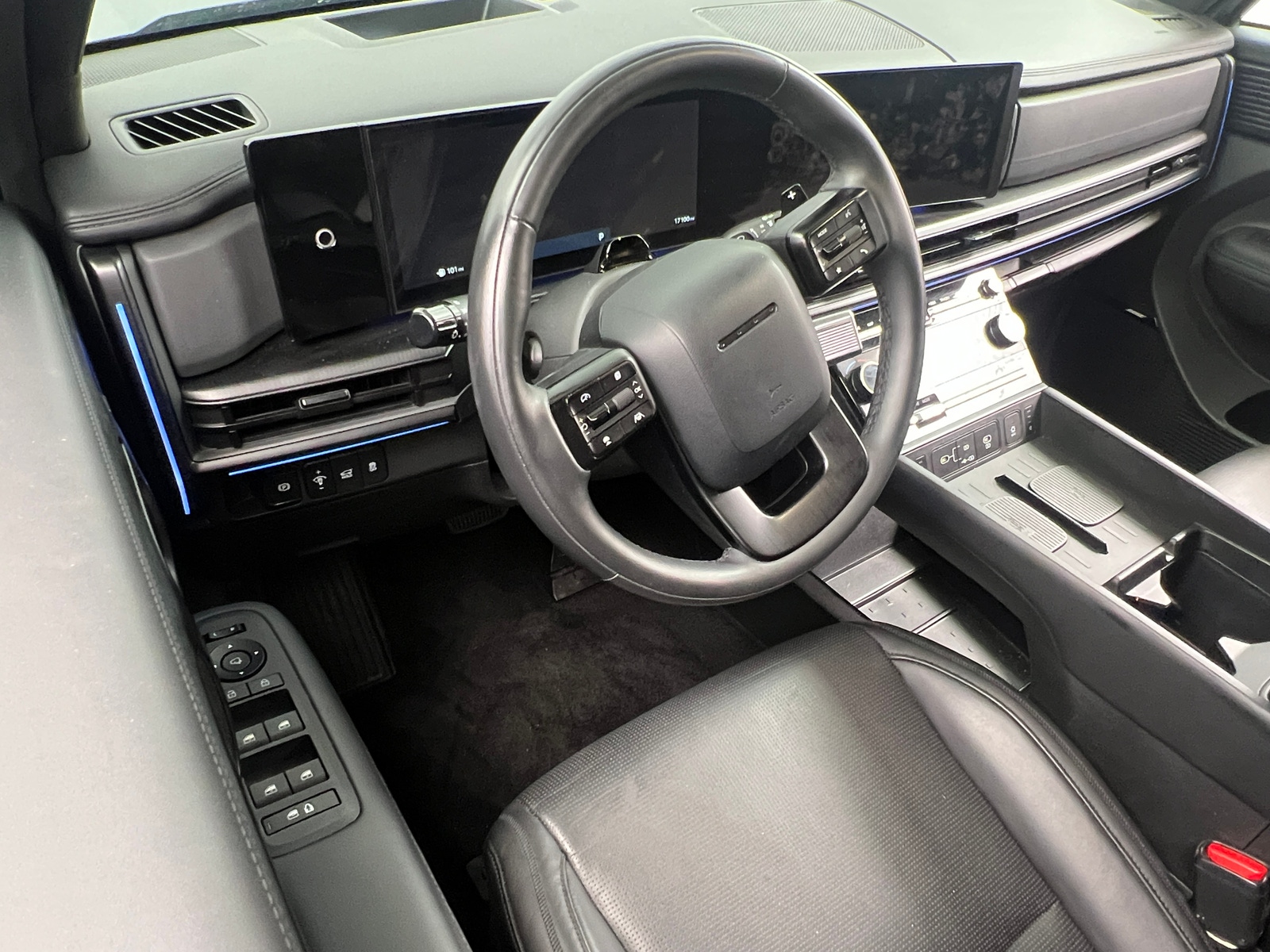 Thumbnail: 2025 Hyundai Santa Fe - 2