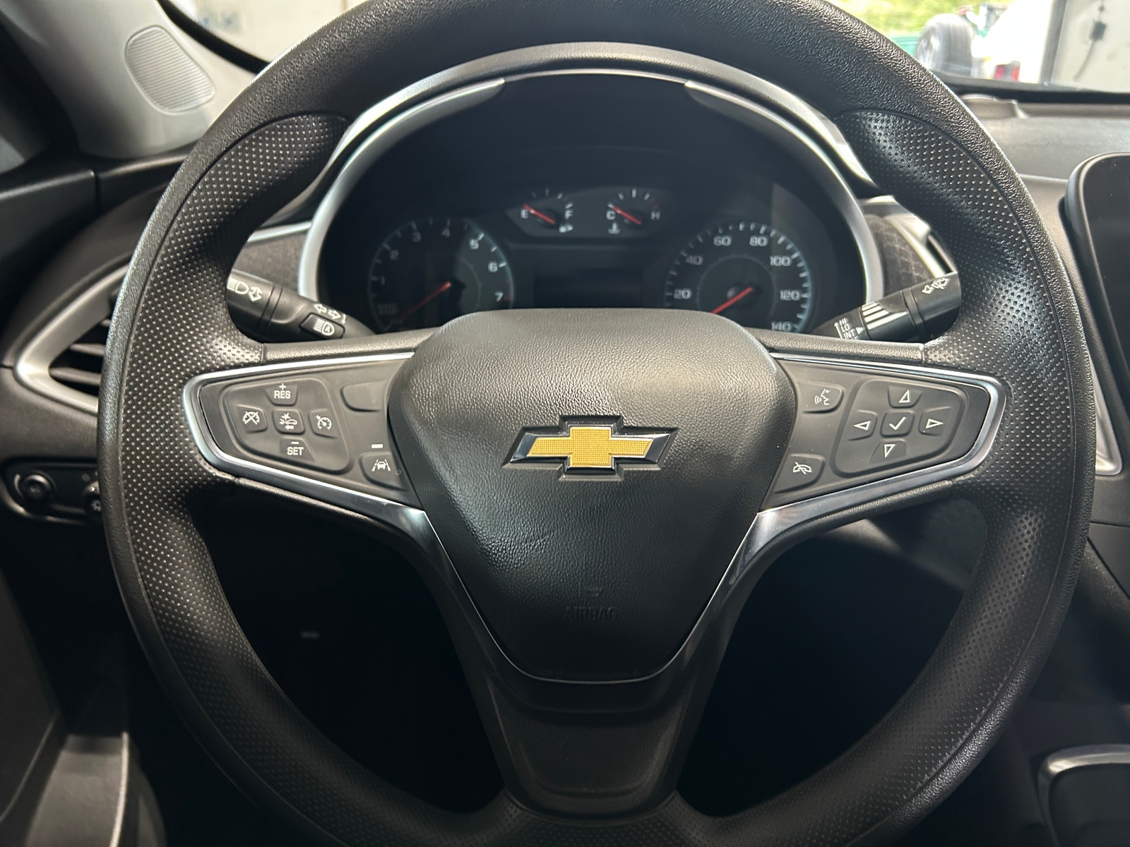 Thumbnail: 2024 Chevrolet Malibu - 5