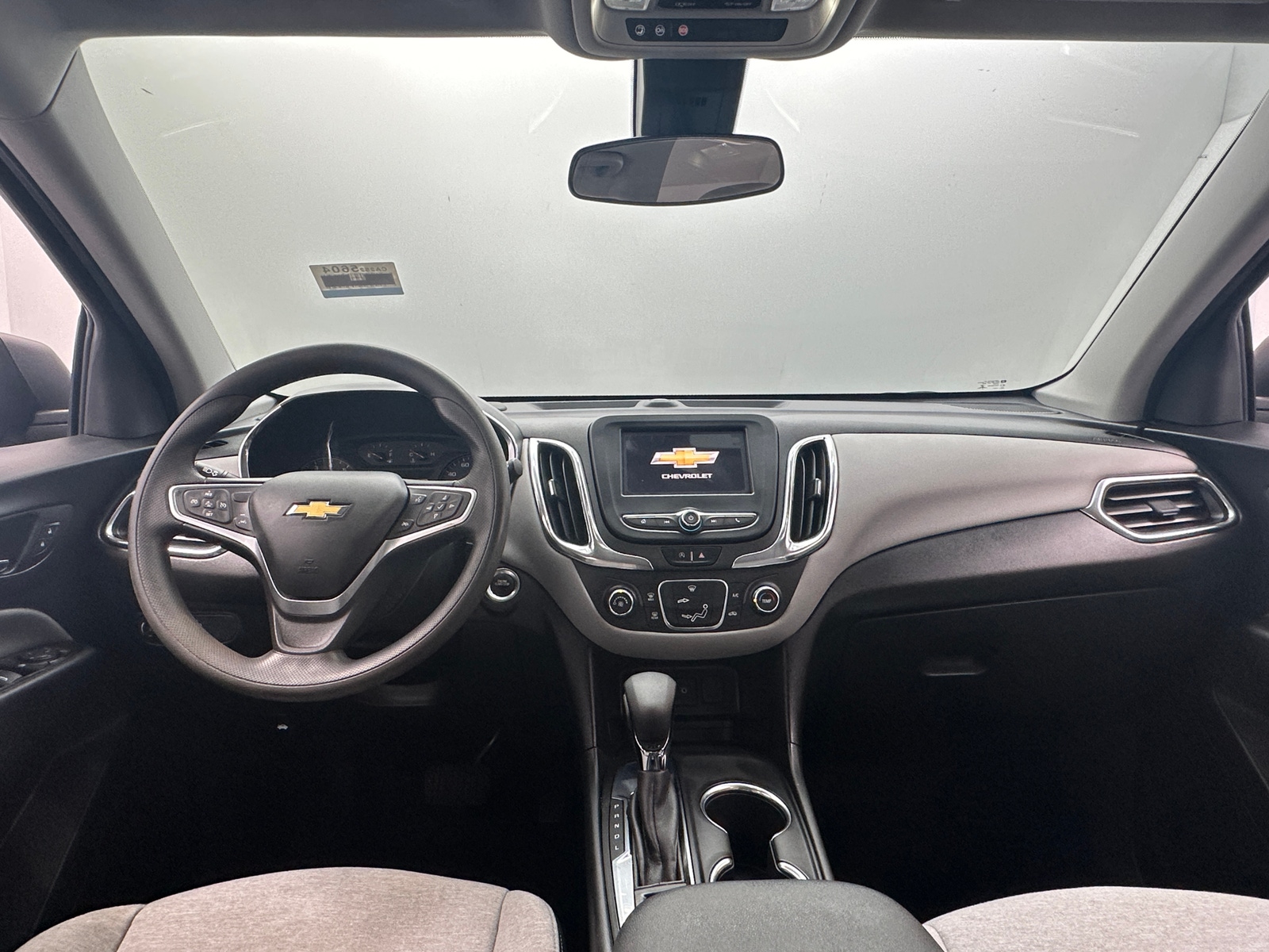 Thumbnail: 2022 Chevrolet Equinox - 3