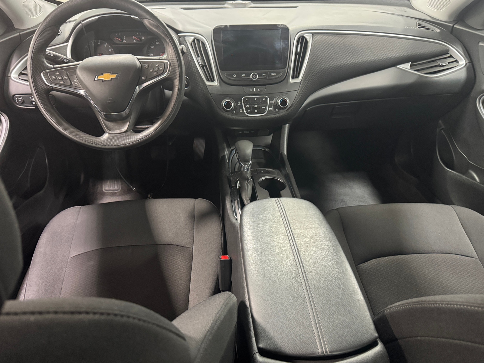 Thumbnail: 2024 Chevrolet Malibu - 3
